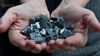 A Divindade nos quatro reinos